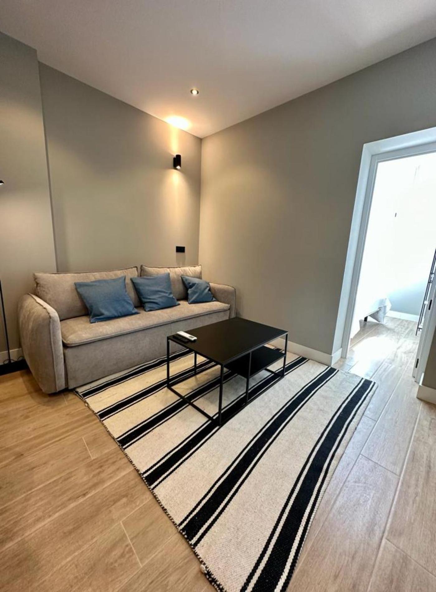 Central Apt De 2Hab Para 5Pax En Calle Silva E2 Мадрид Екстер'єр фото